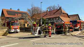 „Kniffliger Einsatz“: Feuerwehr löscht Schornsteinbrand in Heere