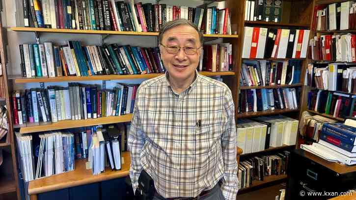 'Seminal moment': University of Texas professor weighs in on stock volatility