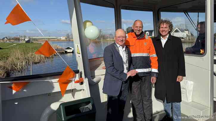 Na 40 jaar heen en weer stopt de schipper van pont Nessersluis