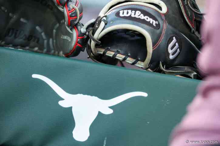 LIVE Horns Report: Texas baseball moves near the top of latest Top 25 poll