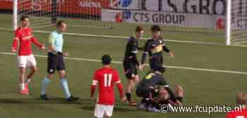 Scheidsrechter Thomas Hardeman matst PSV: ‘Hij moet op non-actief gesteld worden’