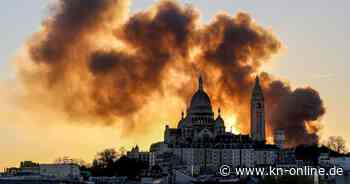 Paris: Großbrand in Recyclingfirma – Riesige Rauchwolke