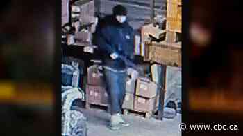 Thieves wanted after 'very unsettling' armed break-ins reported in rural Manitoba community