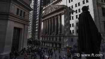 US government debt sells off as hedge funds cut down on risk
