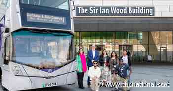 Scottish university students welcome First Bus electric vehicles
