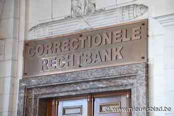 Man (51) krijgt huisverbod na slagen aan partner, maar dringt toch woning binnen: acht maanden cel