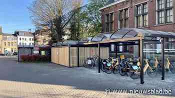 Fietsenstalling aan gemeentehuis Duffel zit in nieuw jasje