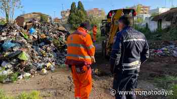 I cumuli di rifiuti lasciano l'ex Borghetto: via alle rimozioni, poi gli interventi sul verde