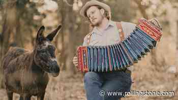 Willi Carlisle Announces New Album ‘Winged Victory’