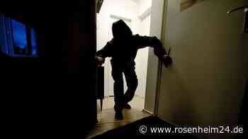 Senioren in Oberbayern zu Hause überfallen, gefesselt, verletzt und ausgeraubt