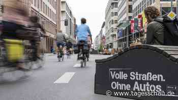 Auto, Fahrrad, Fußgänger: Wem gehört die Stadt?