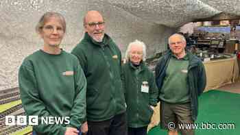 Model railway enthusiasts keeping hobby alive