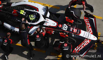 Haas verklaart nieuw partnerschap: ‘Toyota helpt waar Ferrari dat niet kan’