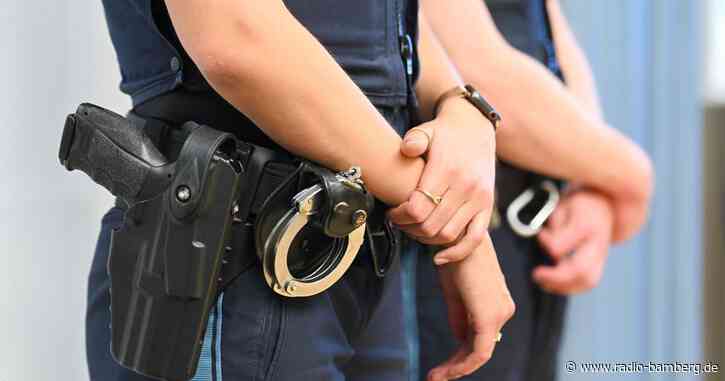 Polizei schießt auf mit Messer bewaffneten Mann