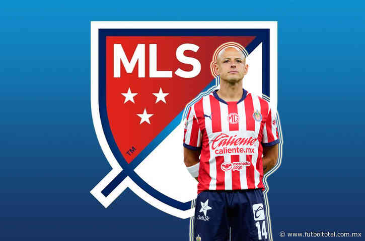 ¡Se va de Chivas! Chicharito ya tiene las maletas listas 