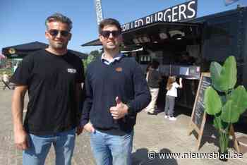 Foodtrucks kleuren strandzone De Ster: “We willen er een echt pop-uphorecadorp van maken”
