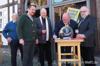 Bürgerbrauer weihen Zunftlade ein