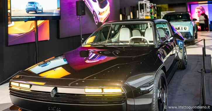 Renault alla Design Week tra passato e futuro: ecco la R17 e la R4 E-tech – FOTO