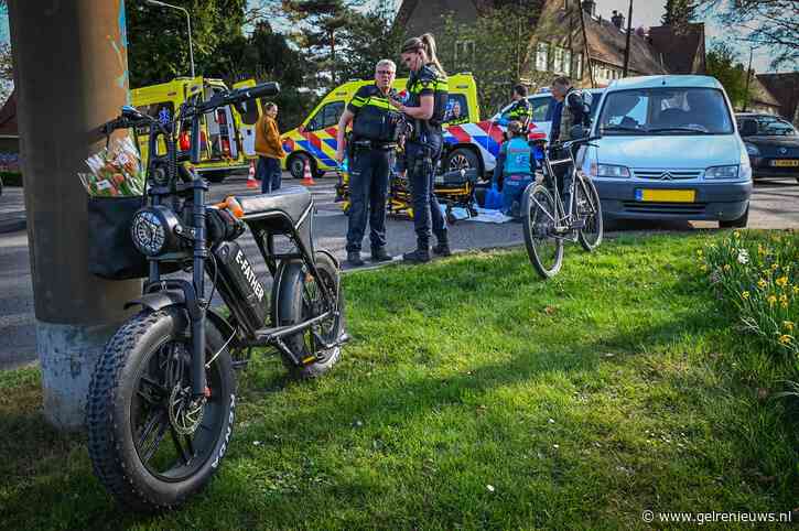 Twee gewonden na botsing tussen auto en fatbike in Arnhem