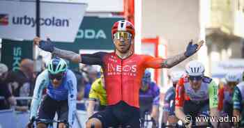 Caleb Ewan (30) toont goede vorm met knappe zege in Ronde van Baskenland