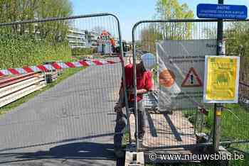 Druk jaagpad langs de Schelde voor lange tijd afgesloten: bouw van nieuwe wandel- en fietsbrug is begonnen