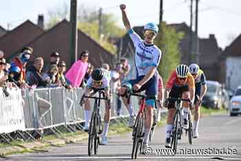 Jasper Christiaens wint spurt in Bury en maakt hoofddoel van BK: “Ik blijf hard werken om ooit in het profpeloton te rijden”