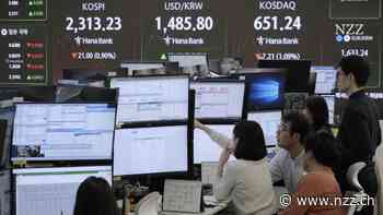 Die Aktienkurse fallen wieder in Asien und Europa: Der SMI eröffnet im tiefroten Bereich - Trump erhebt Zölle von mehr als 100 Prozent auf chinesische Produkte