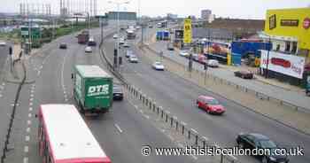 Recap after all traffic stopped on North Circular after crash in Enfield
