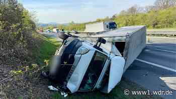 Unfall auf A3 bei Bonn: Lkw umgekippt, langer Stau