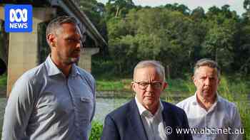 PM brings funding pledge to far north to bridge gap with Coalition