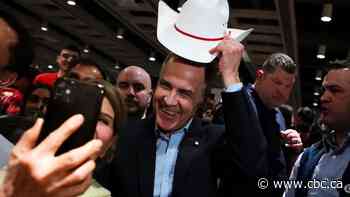 In first Alberta campaign stop, Carney promises 'new clean energy era'