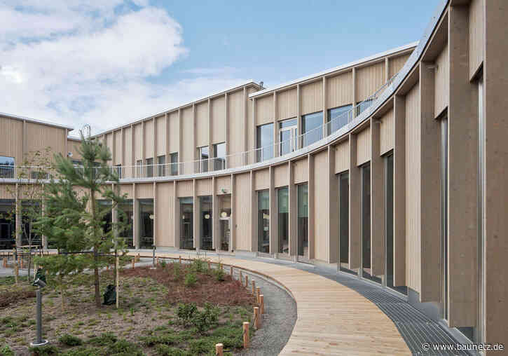 Holz mit Blick ins Grüne - Grundschule mit Kindergarten in Helsinki von Fors Arkitekter