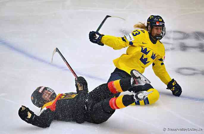 Sweden defeats Germany to open women’s hockey worlds