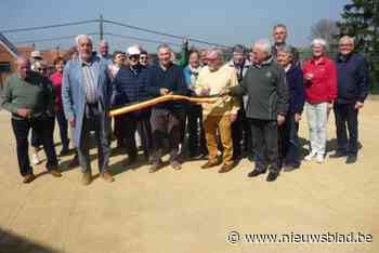 OKRA Nukerke opent nieuw petanqueplein onder de kerktoren: “Een aanwinst voor de seniorensport”