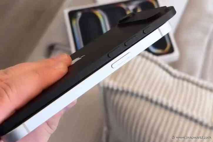 iPhone 16e comparison pics show off an impressively thin iPhone 17 Air