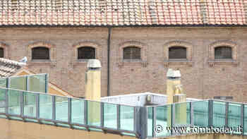 "Mio figlio lotta fra la vita e la morte per una meningite contratta in carcere"