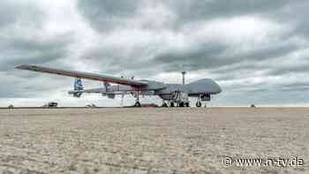 Sabotage verhindern: Bundeswehr lässt Drohne Heron TP über Ostseeküste kreisen