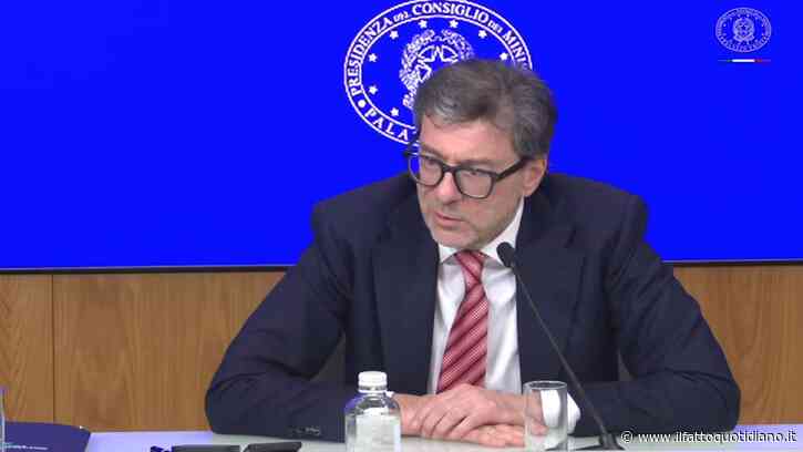 Giorgetti ammette: “Previsione di crescita dell’Italia? Se azzeccassi quella di quest’anno sarei un mago”