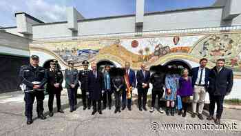 Torre Angela, inaugurato il murales della stazione realizzato dai minori dell'istituto penale