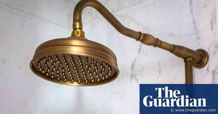 Trump signs executive order on water pressure to ‘restore shower freedom’