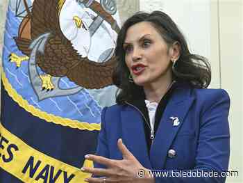 Trump offers rare praise for Michigan Gov. Whitmer as she appears with him in Oval Office