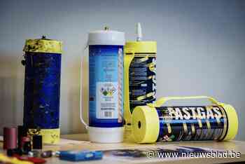 Tien flessen lachgas en andere harddrugs in beslag genomen tijdens huiszoeking: 45-jarige vrouw opgepakt