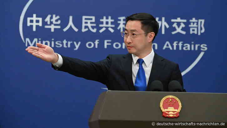 Peking dementiert: Kiews Vorwürfe über chinesische Kämpfer in der Ukraine „haltlos“ – Westen erhöht Druck