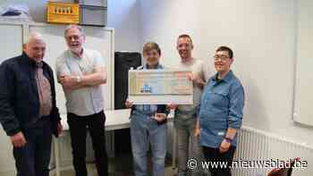 Toerisme Merksplas schenkt opbrengst kerstwandelingen aan Klavier