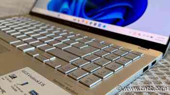 Asus Vivobook S15 Review: Old-School OLED Laptop Powered by Modern AI CPU