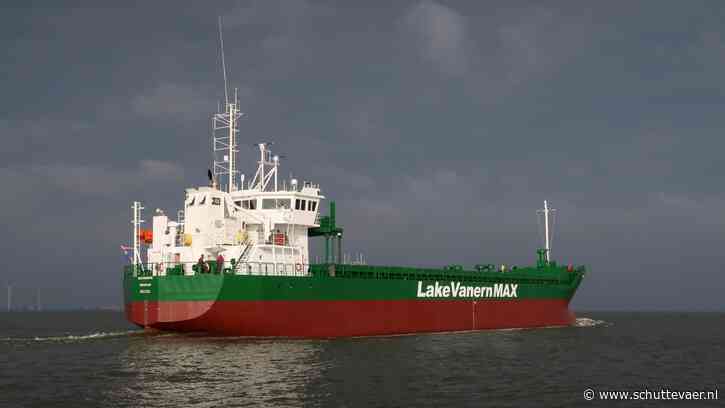 Ferus Smit draagt Nossan over aan Erik Thun