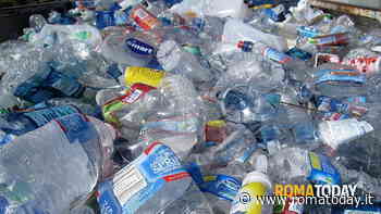 Niente plastica monouso negli eventi al centro: il municipio lancia l’offensiva “plastic free”