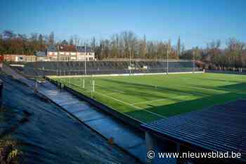 “Wel liefst blank, geen allochtonen”: voetbalclub ontslaat trainer na racistische post om spelers te ronselen