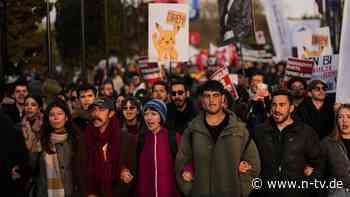 Festnahmen bei Imamoglu-Demos: Istanbuler Gerichte ordnen Freilassung von Studenten an