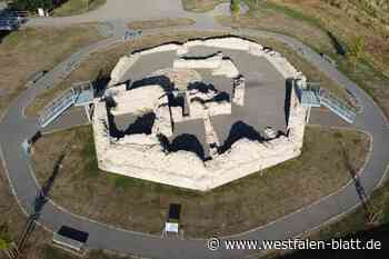 Warburger Holsterburg bröckelt